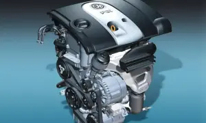 Silnik samochodowy 1.6 MPI z widocznym logo VW.