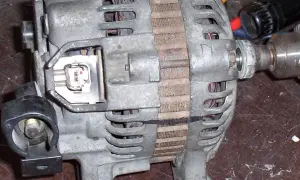Jak wymontować alternator peugeot 206 - uniknij kosztownych błędów