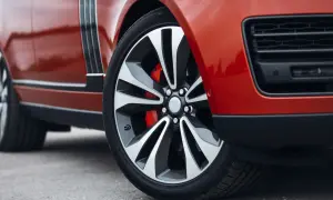 Jakie opony do SUV-a wybrać, aby uniknąć niebezpiecznych sytuacji?