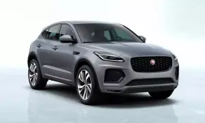 Elegancki, szary suv auto Jaguar E-Pace z charakterystyczną atrapą chłodnicy i nowoczesnymi światłami.