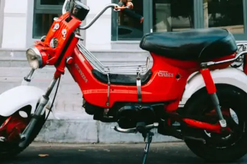 Czy motorower trzeba rejestrować? Sprawdź, co musisz wiedzieć
